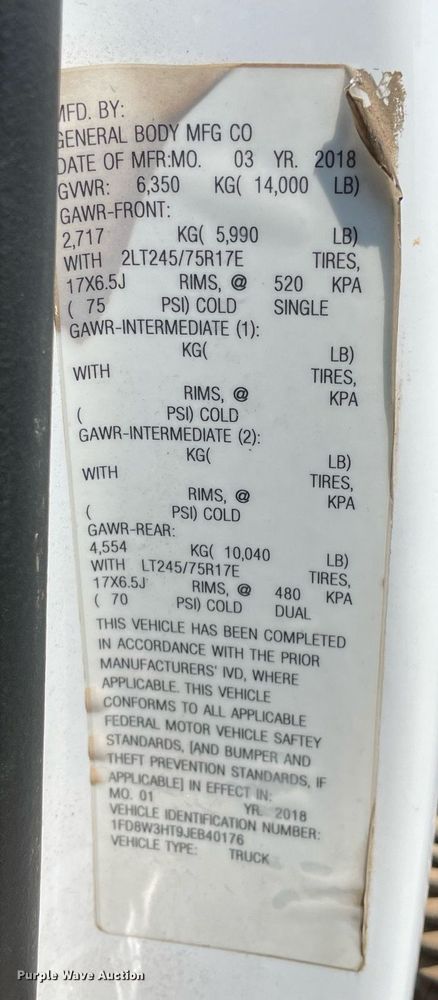 image for item LY9734 2018 Ford F350 Super Duty  Crew Cab utility bed pickup truck