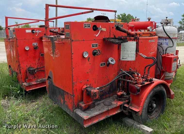 image for item LY9746 (2) Crafco E-Z Pour melter applicators