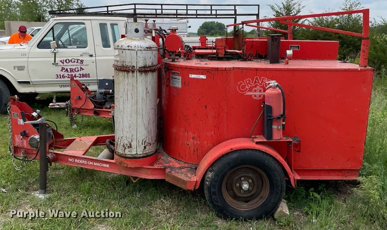 image for item LY9746 (2) Crafco E-Z Pour melter applicators