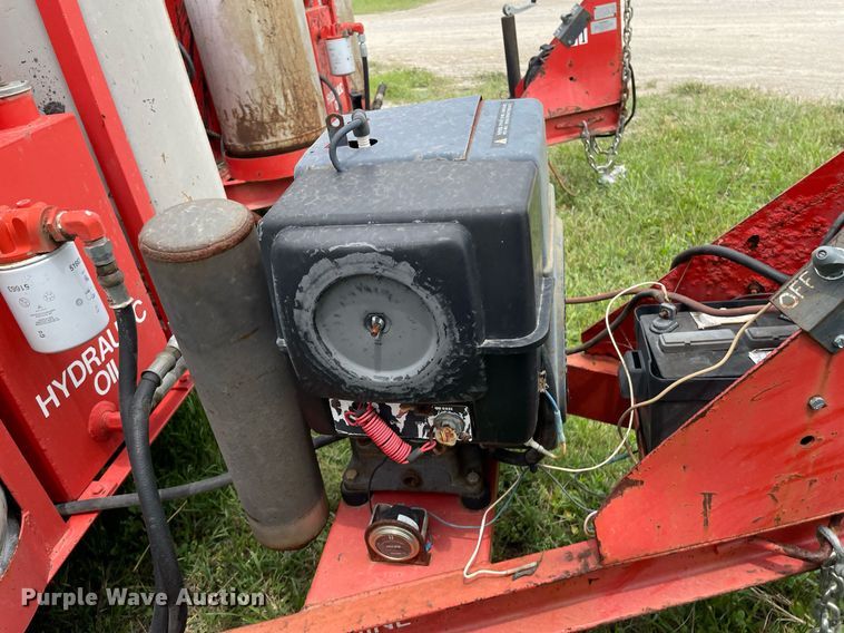 image for item LY9746 (2) Crafco E-Z Pour melter applicators