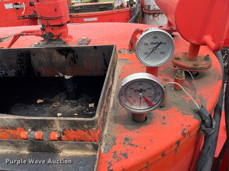 image for item LY9746 (2) Crafco E-Z Pour melter applicators