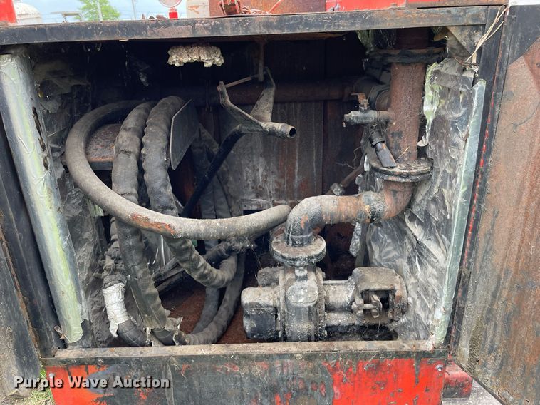 image for item LY9746 (2) Crafco E-Z Pour melter applicators