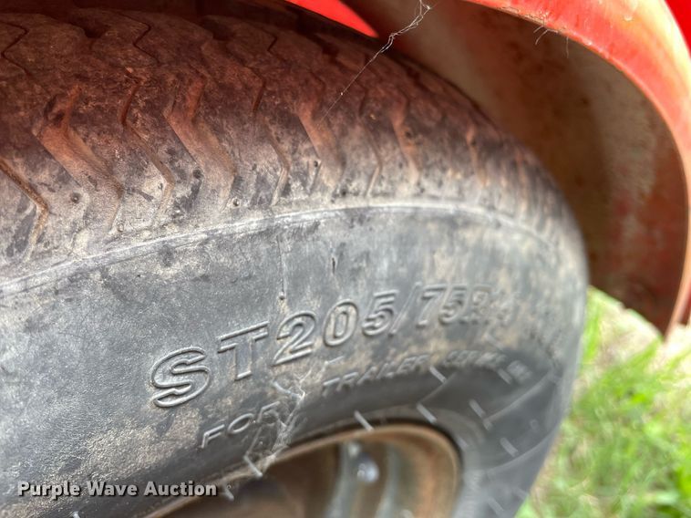 image for item LY9746 (2) Crafco E-Z Pour melter applicators