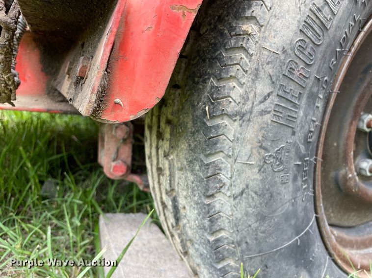 image for item LY9746 (2) Crafco E-Z Pour melter applicators