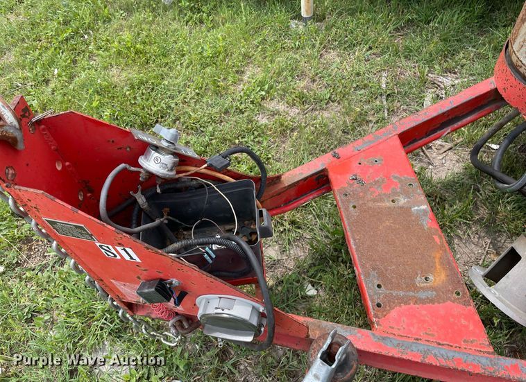 image for item LY9746 (2) Crafco E-Z Pour melter applicators