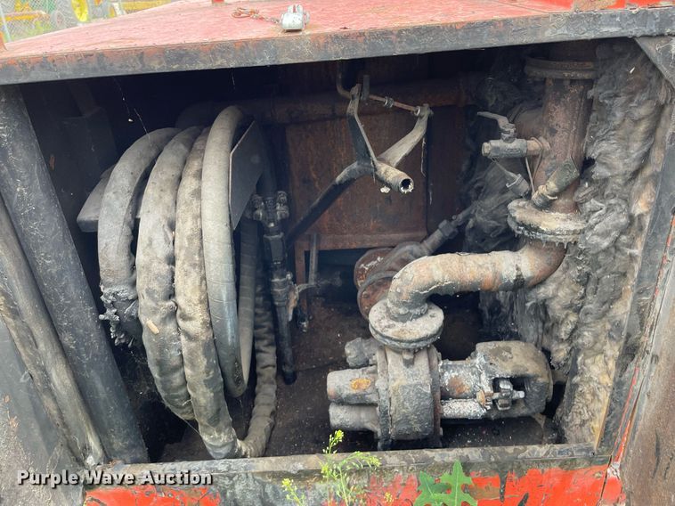 image for item LY9746 (2) Crafco E-Z Pour melter applicators