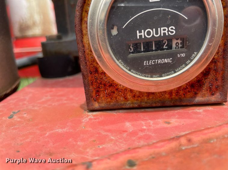 image for item LY9746 (2) Crafco E-Z Pour melter applicators