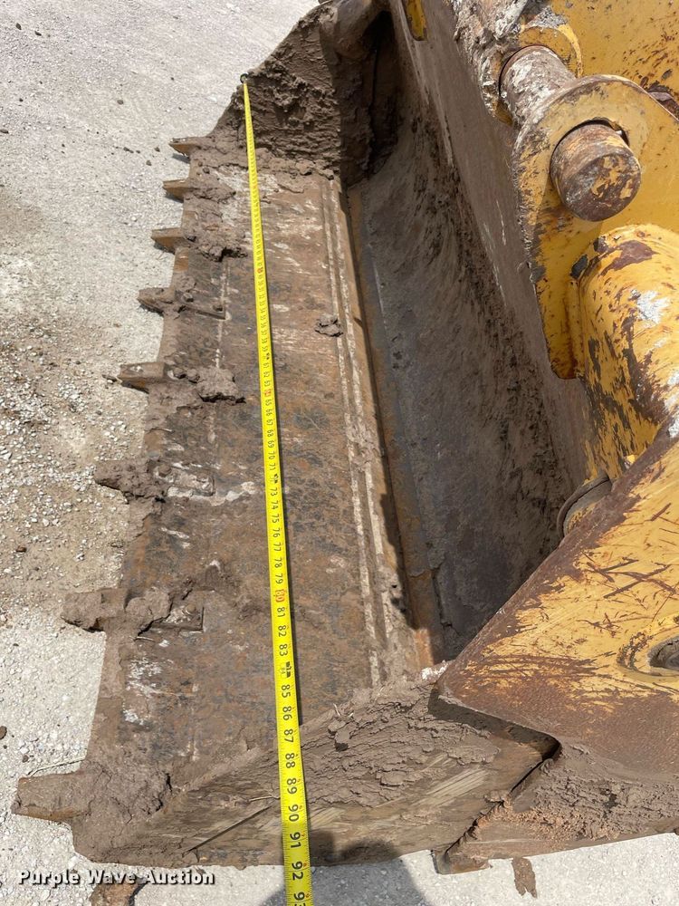 image for item LY9754 1998 Caterpillar 416C  backhoe