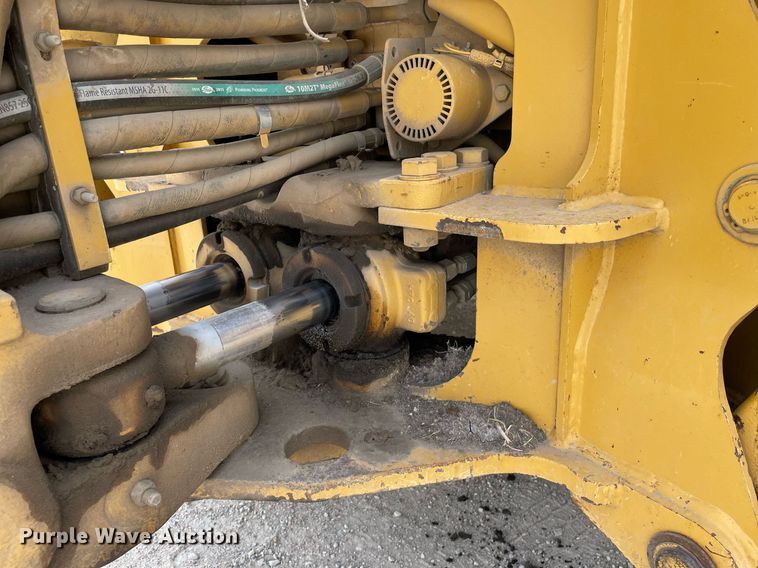 image for item LY9754 1998 Caterpillar 416C  backhoe