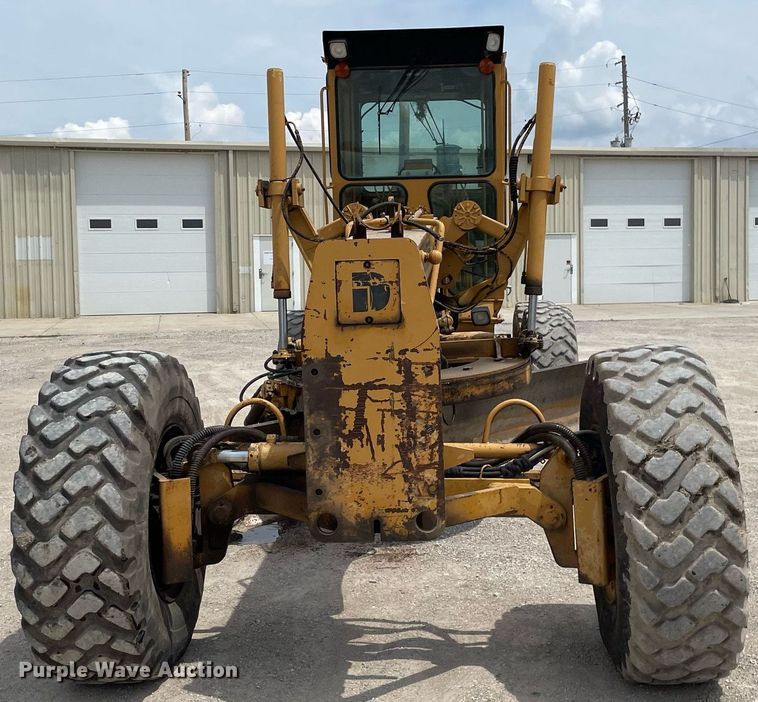 image for item LY9757 1989 Dresser 850  motor grader