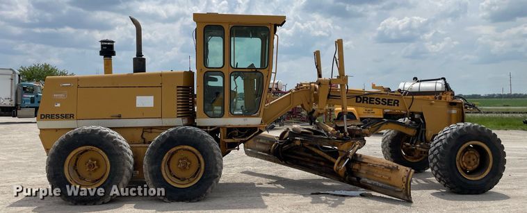 image for item LY9757 1989 Dresser 850  motor grader