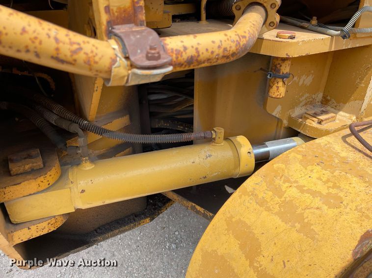 image for item LY9757 1989 Dresser 850  motor grader