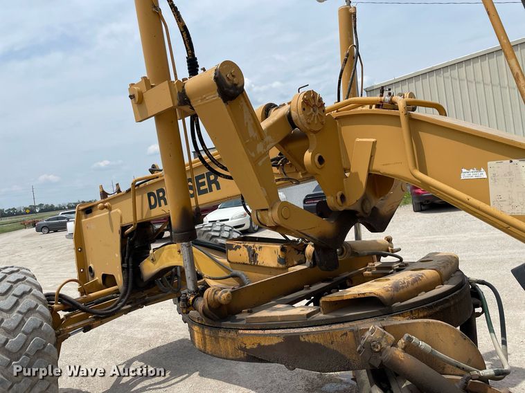 image for item LY9757 1989 Dresser 850  motor grader