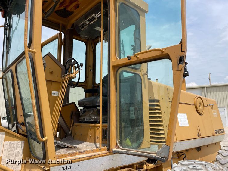 image for item LY9757 1989 Dresser 850  motor grader