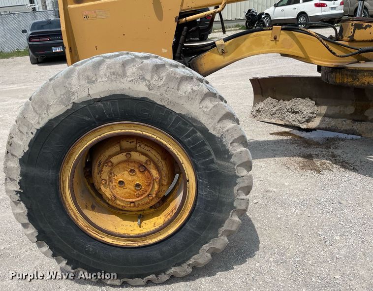 image for item LY9757 1989 Dresser 850  motor grader