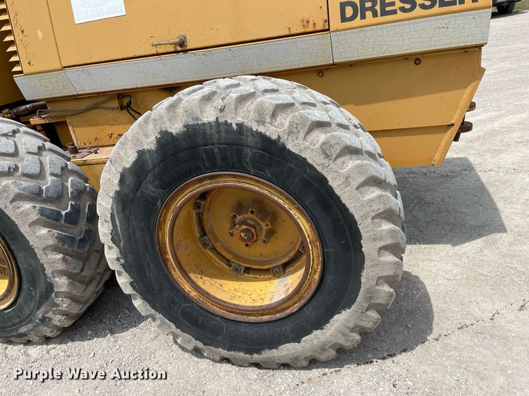 image for item LY9757 1989 Dresser 850  motor grader