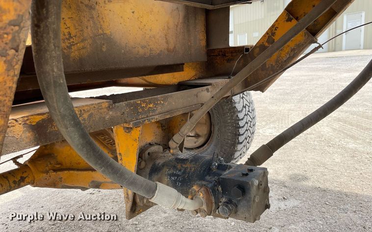 image for item LY9758 Rosco BH7  broom