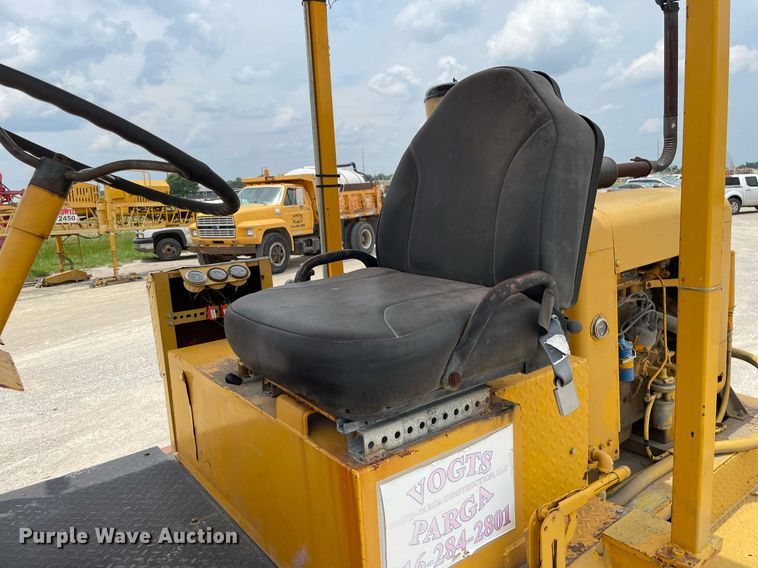 image for item LY9758 Rosco BH7  broom