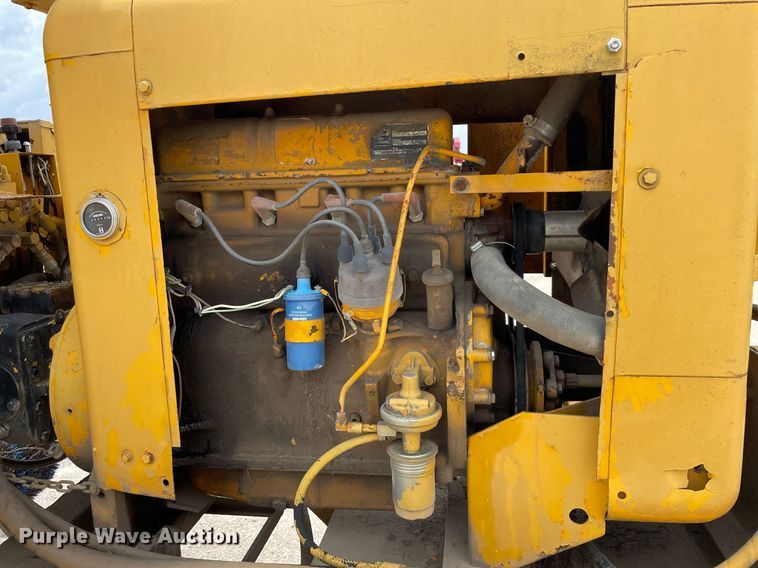 image for item LY9758 Rosco BH7  broom