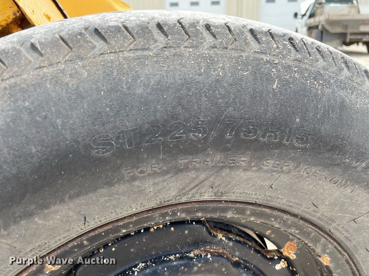 image for item LY9758 Rosco BH7  broom