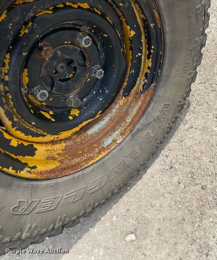 image for item LY9758 Rosco BH7  broom