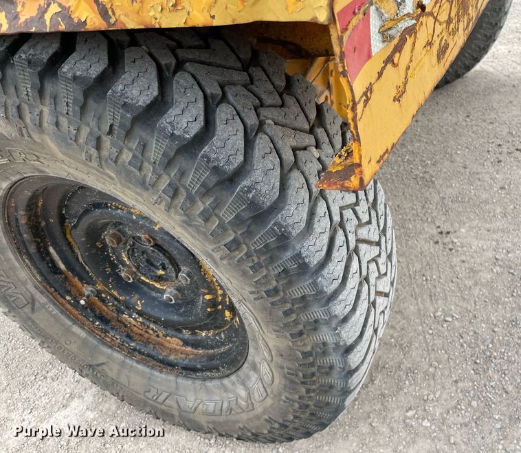 image for item LY9758 Rosco BH7  broom