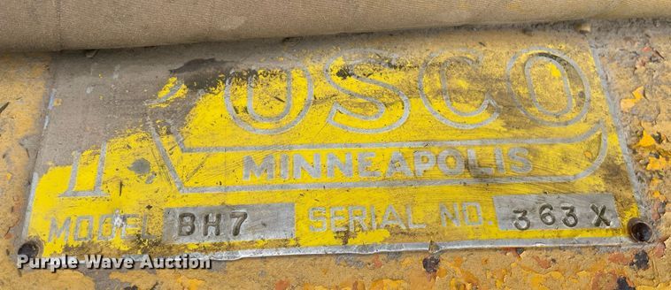 image for item LY9758 Rosco BH7  broom