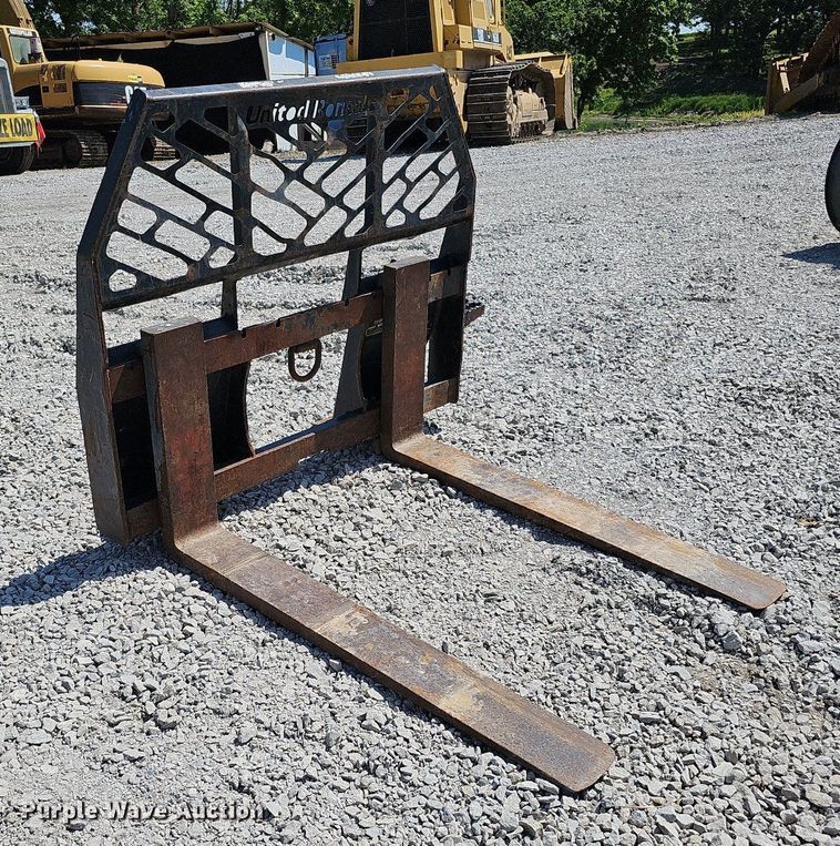 image for item MD9792 41" L skid steer forks