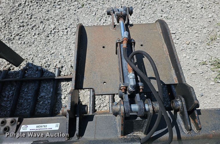 image for item MD9793 74" W skid steer rock grapple bucket