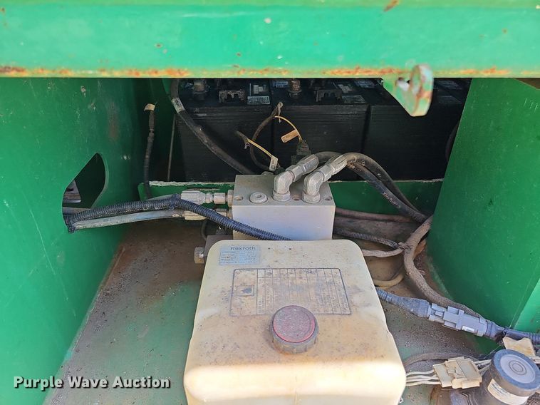 image for item MD9810 2014 JLG 1932RS  scissor lift