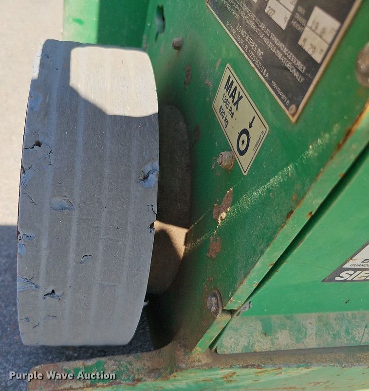 image for item MD9810 2014 JLG 1932RS  scissor lift