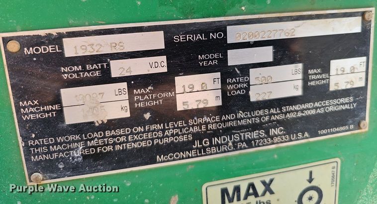 image for item MD9810 2014 JLG 1932RS  scissor lift