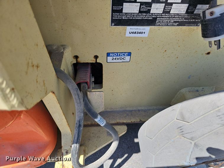 image for item MD9812 2017 JLG 2632ES  scissor lift