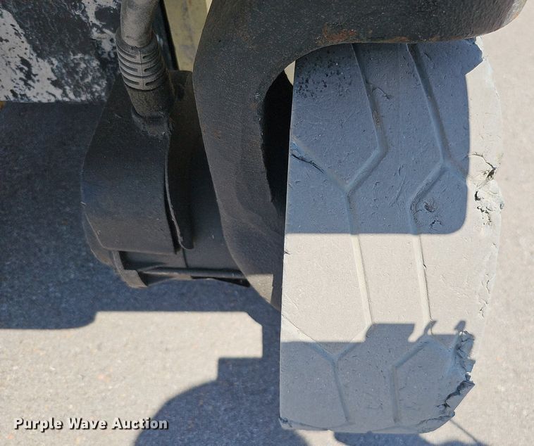 image for item MD9812 2017 JLG 2632ES  scissor lift