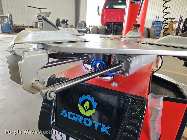 image for item MD9824 2023 Agrotk ATK-TC24  tire machine