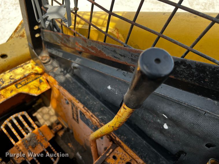 image for item MF9904 Mustang 2600R  skid steer loader