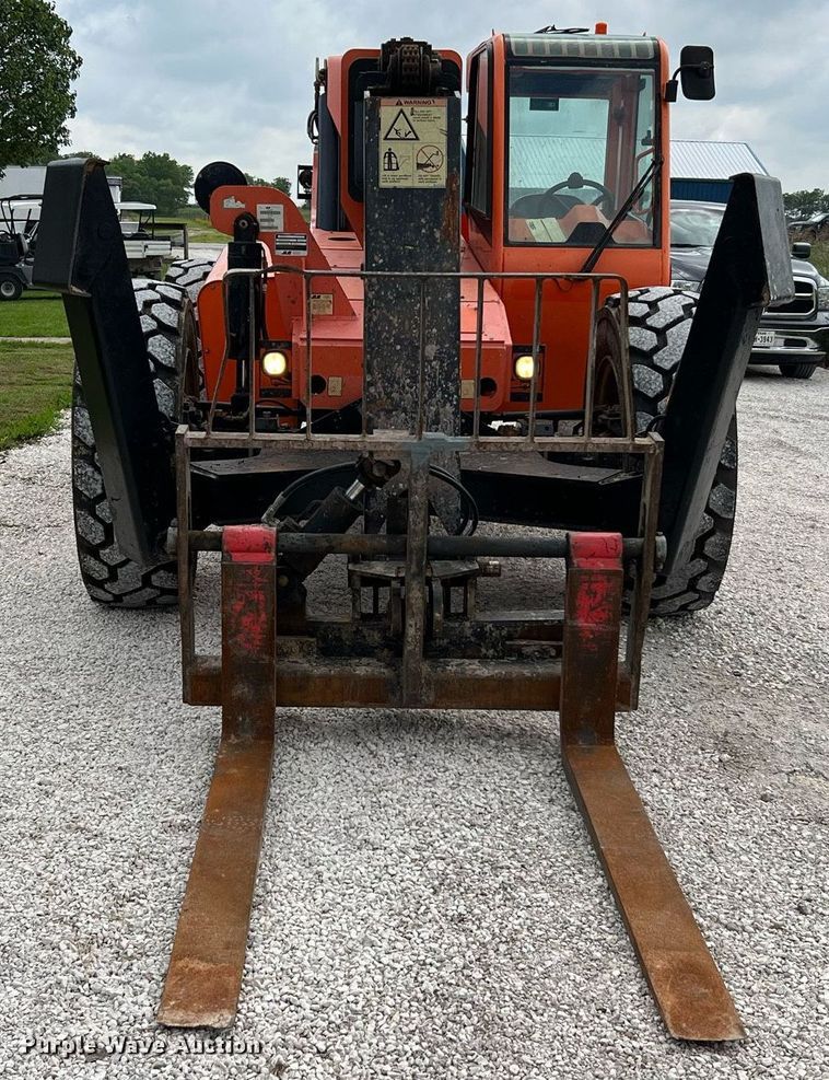 image for item MF9962 2016 JLG 10054  telehandler