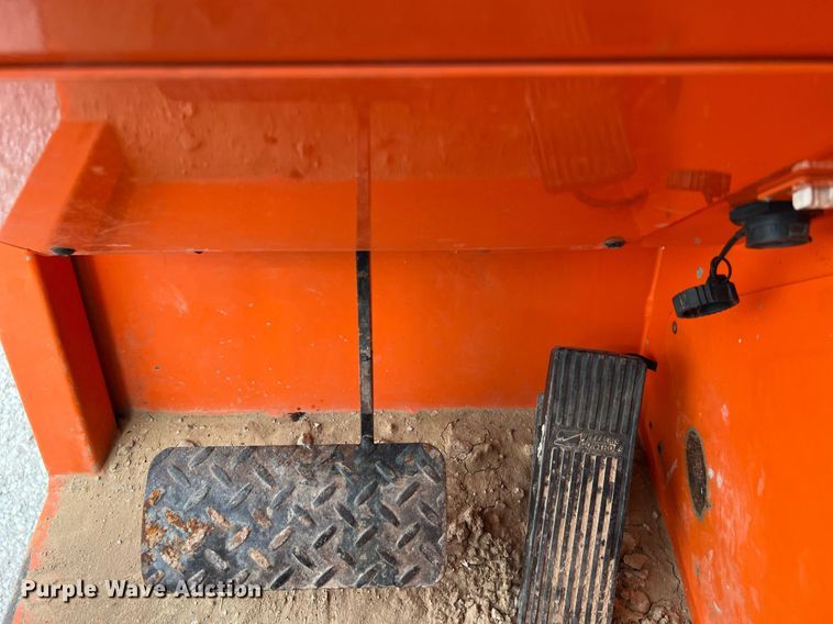 image for item MF9962 2016 JLG 10054  telehandler
