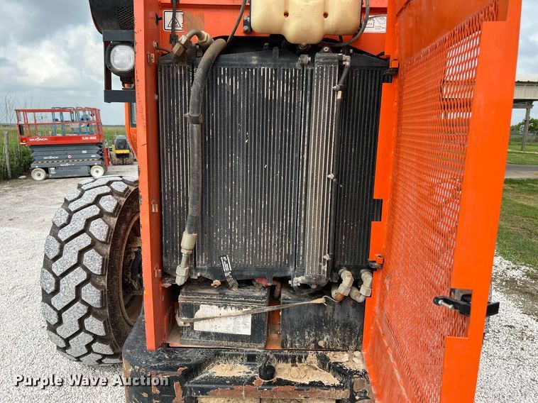 image for item MF9962 2016 JLG 10054  telehandler