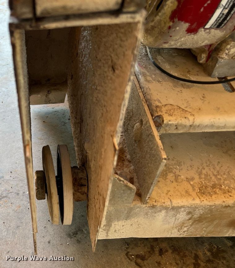 image for item MF9979 Edco DS-18-13H  concrete saw