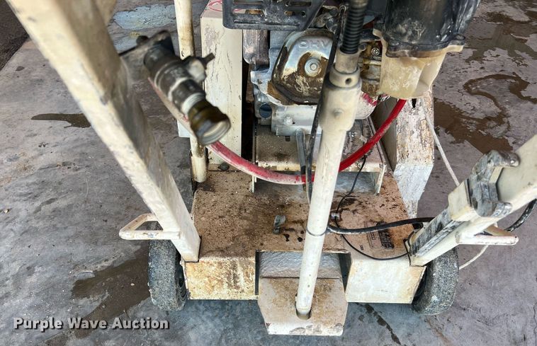 image for item MF9979 Edco DS-18-13H  concrete saw