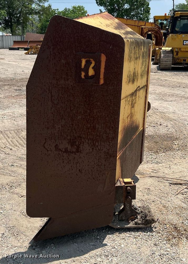 image for item MF9981 Balderson  loader blade