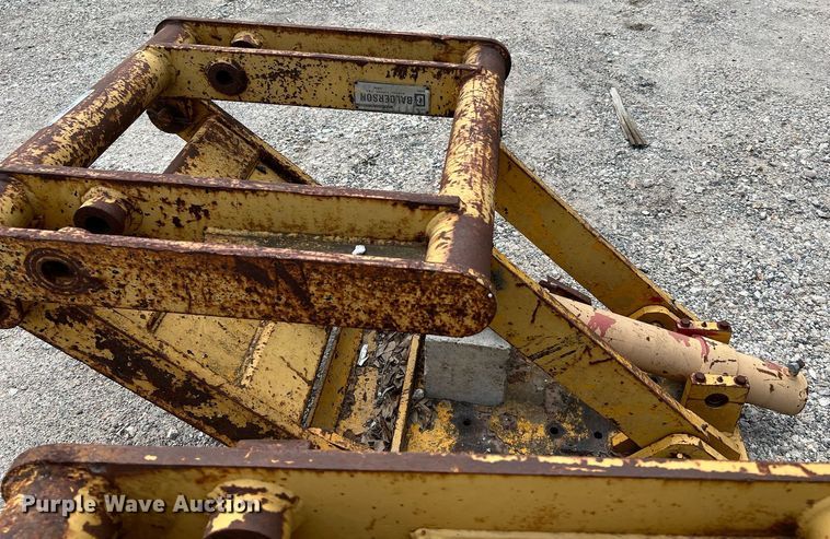 image for item MF9984 Balderson  front lift group