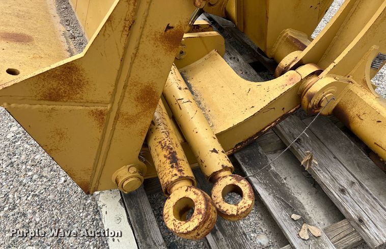 image for item MF9988 Diamond Mfg. 14G  ripper