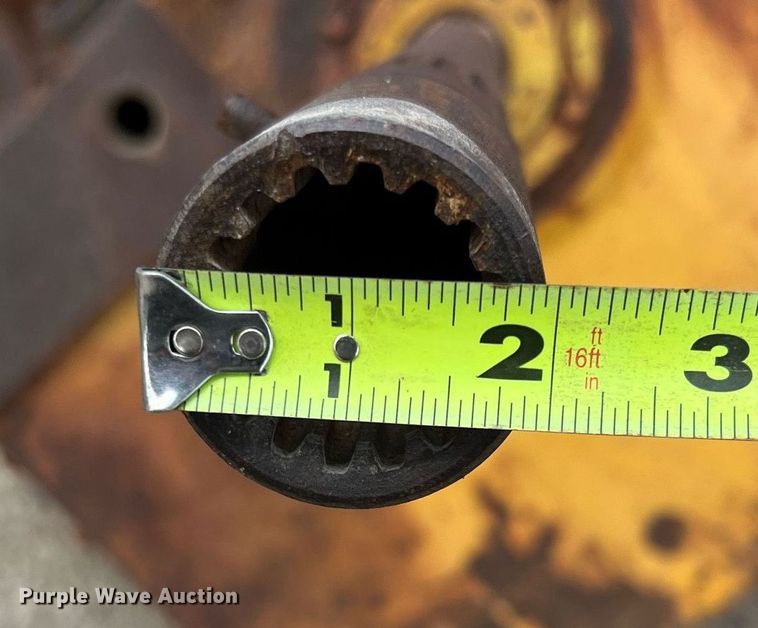 image for item MF9989 Hyster D7K  dozer winch