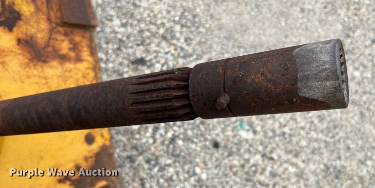 image for item MF9989 Hyster D7K  dozer winch