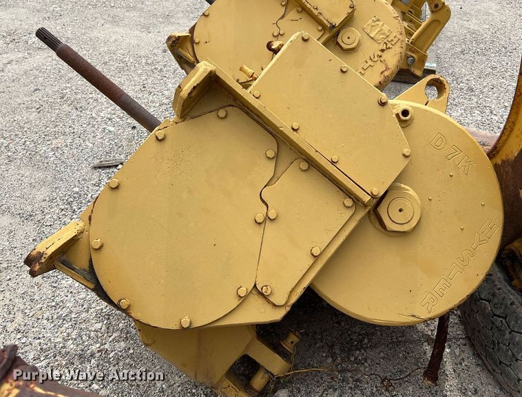 image for item MF9990 Hyster D7K  dozer winch