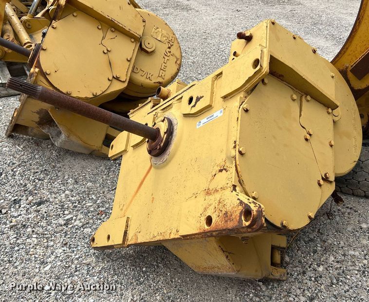 image for item MF9990 Hyster D7K  dozer winch