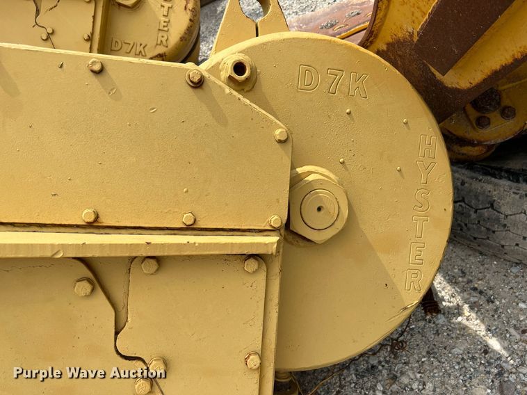 image for item MF9990 Hyster D7K  dozer winch