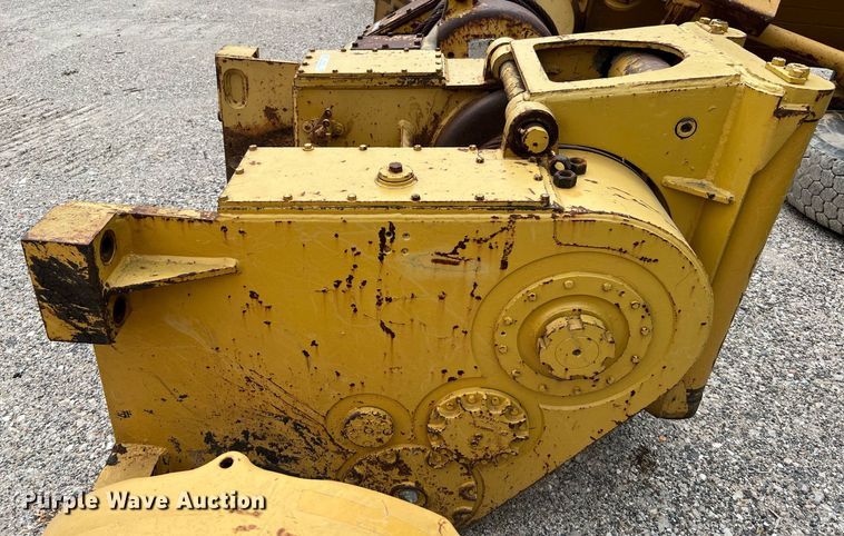 image for item MF9992 Caterpillar 57H  dozer winch